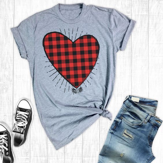Buffalo Plaid Heart T-Shirt EL01