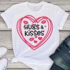 Hugs and Kisses tshirt ZR26M0